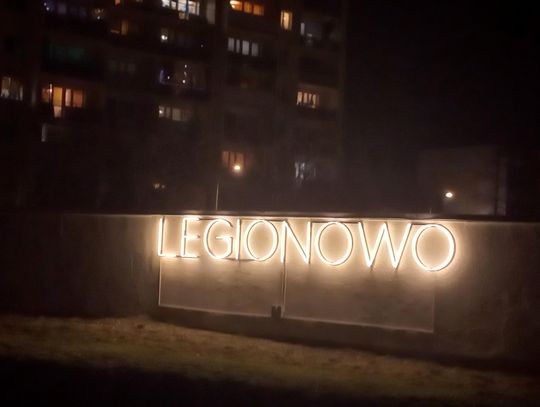 Reklama „Legionowa” na garażach?