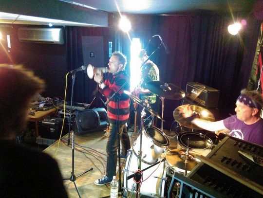 ROCK w MOK. Punk nie umarł, tylko spał gdzieś pijany...