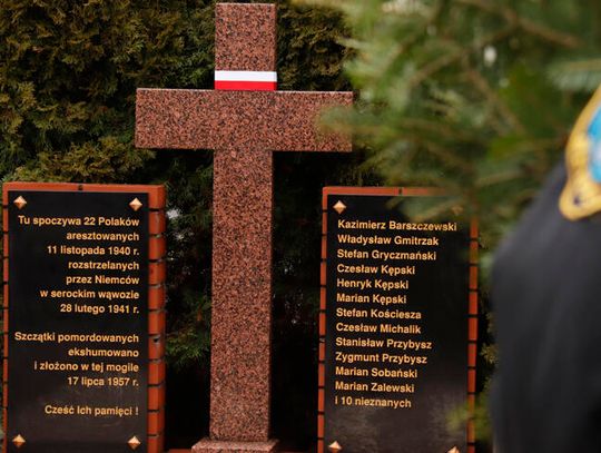 Serock. 80. rocznica zbrodni w wąwozie nad Narwią
