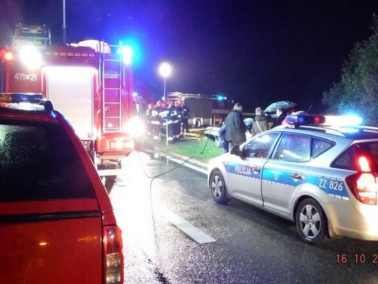 SEROCK. Bus pasażerski wypadł z trasy