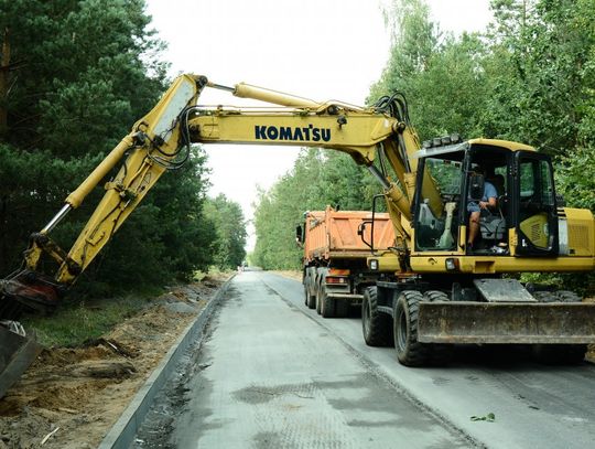 SEROCK. Przebudowa drogi powiatowej w Zalesiu Borowym