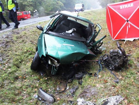 SEROCK/WOLA KIEŁPIŃSKA/DĘBE. Śmierć na drodze, nie żyje 51-letni kierowca Fiata