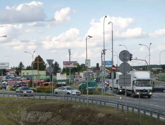 SEROCK. Wypadek ciężarówki w Szadkach