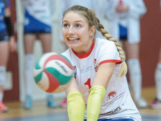 SIATKÓWKA. Cztery w kadrze kraju