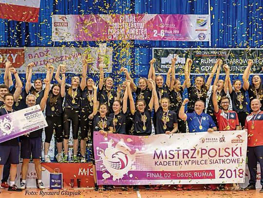 SIATKÓWKA. Korona po raz czwarty! - Kadetki LTS Legionovia jak juniorki