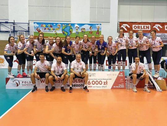 SIATKÓWKA. Srebrne LTS Legionowo! Mistrzostwa Polski Kadetek Olecko 2021
