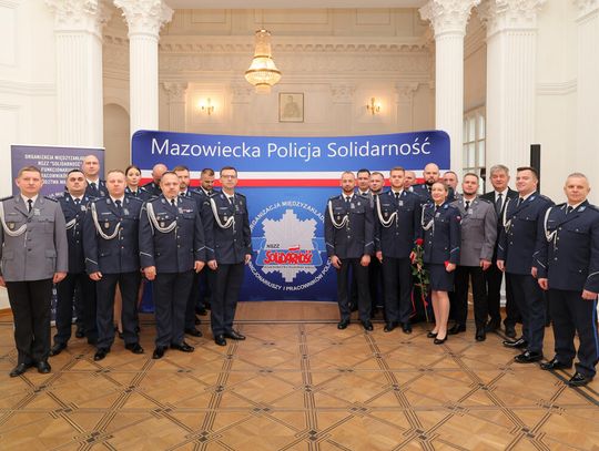 Solidarność w mundurze