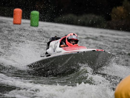 SPORT. Jakub Rochnowski motorowodnym Mistrzem Polski 2021