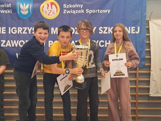 Szachowy triumf Józefowa
