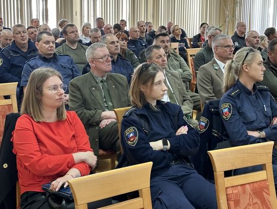 Szkolenie z ochrony zwierząt w Szkole Policji