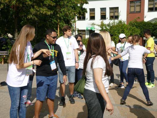 Taneczni pielgrzymi opanowali Legionowo