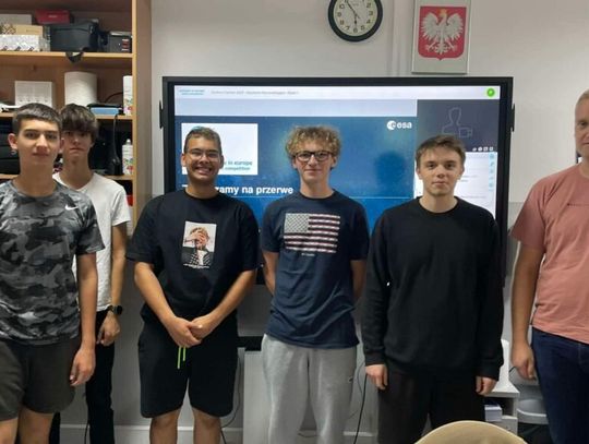 Uczniowie z Legionowa w międzynarodowym konkursie CanSat
