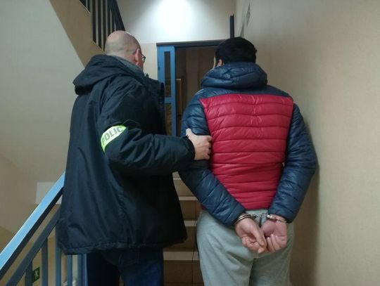 WIELISZEW. Gruzini ukradli akumulatory warte 20 tys. złotych