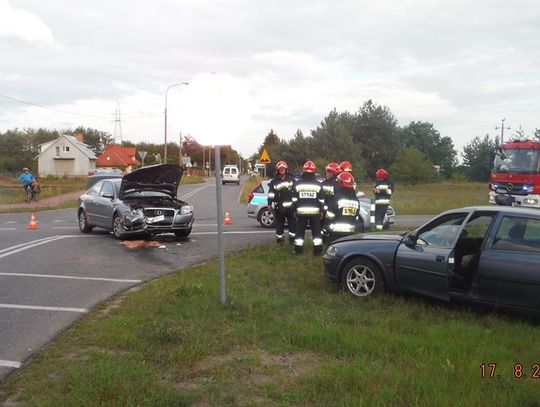 WIELISZEW. Kolizja dwóch osobówek