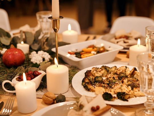Wigilia firmowa: pomysły na menu i catering w Warszawie