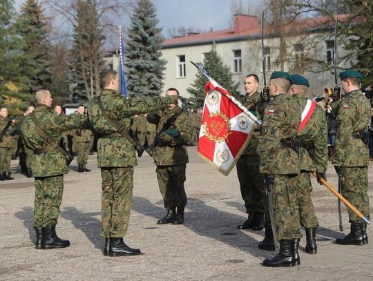 ZEGRZE. Złożyli przysięgę na sztandar