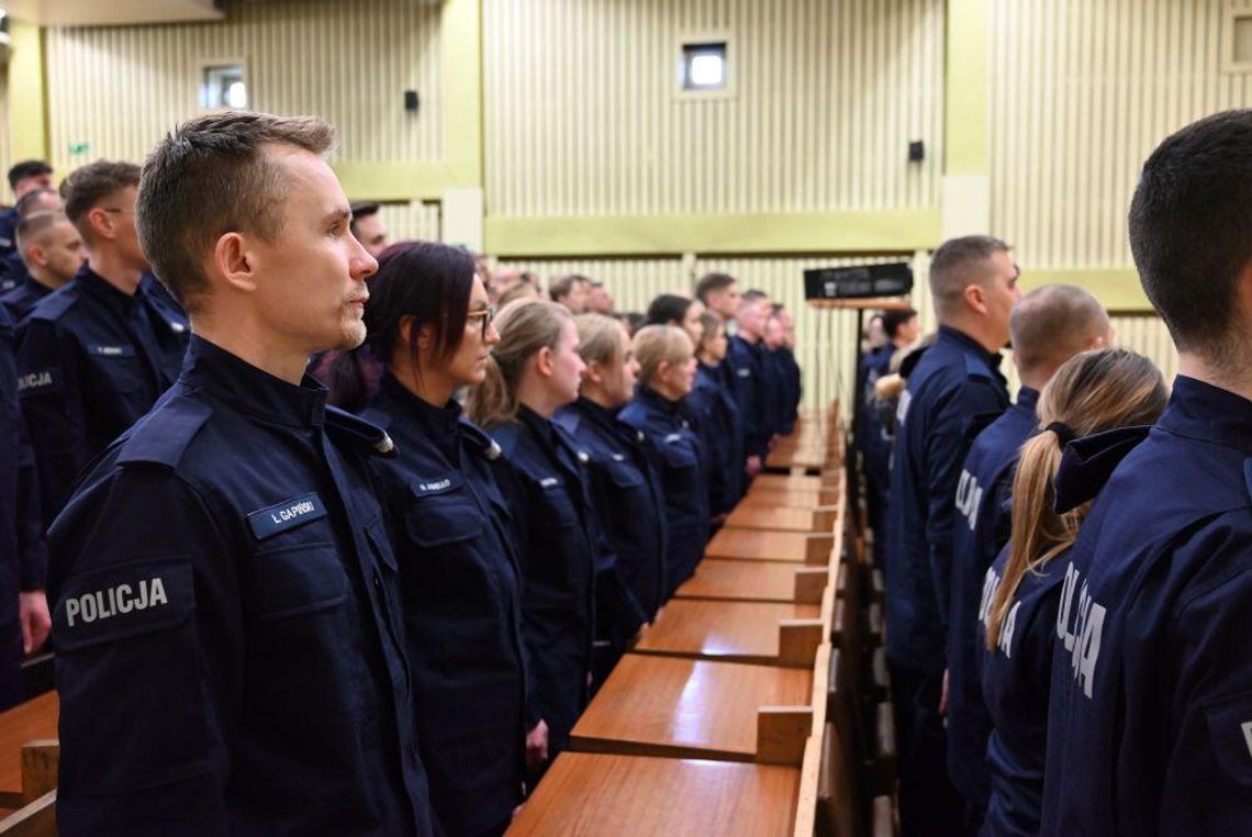 110 nowych policjantów rozpoczęło szkolenie