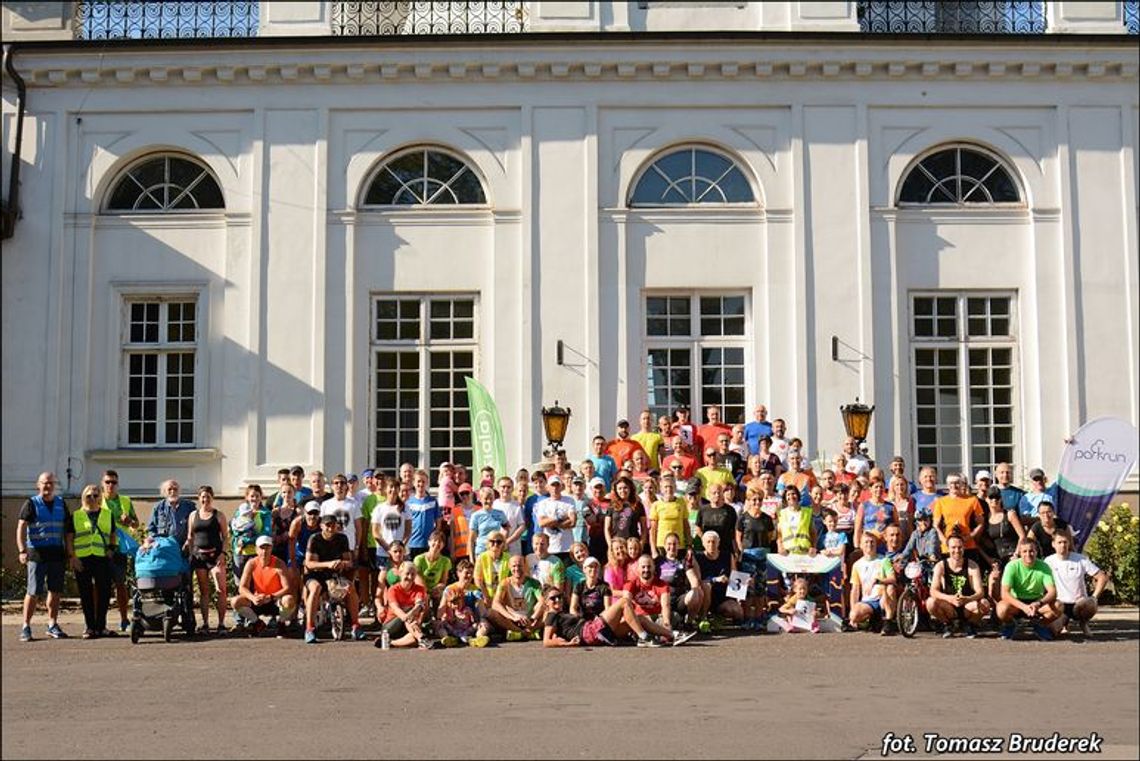 BIEGI. Każdy może spróbować. 3. urodziny parkrun Jabłonna