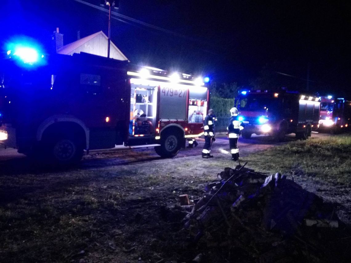 CHOTOMÓW. Pożar w domu jednorodzinnym. Spłonęło łóżko