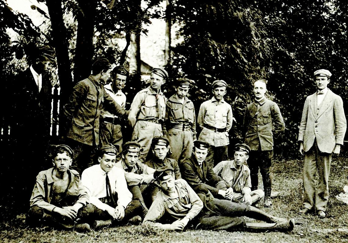 HISTORIA. Niepodległości trudne początki