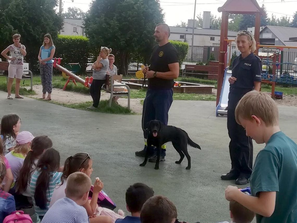 JABŁONNA. "Bezpieczne Wakacje 2018" - zajęcia dla dzieci JABŁONNA. "Bezpieczne Wakacje 2018" - zajęcia dla dzieci