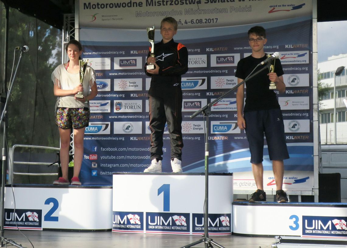 JABŁONNA. Jakub Rochnowski – Mistrz Polski wyścigów motorowodnych