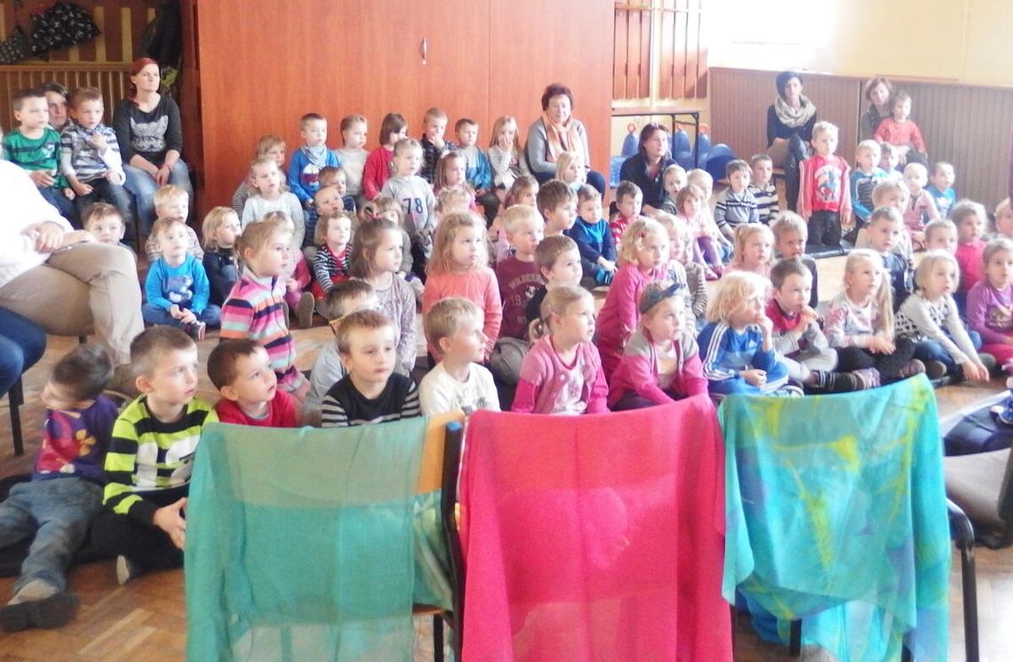 JABŁONNA. Międzynarodowy dzień postaci z bajek