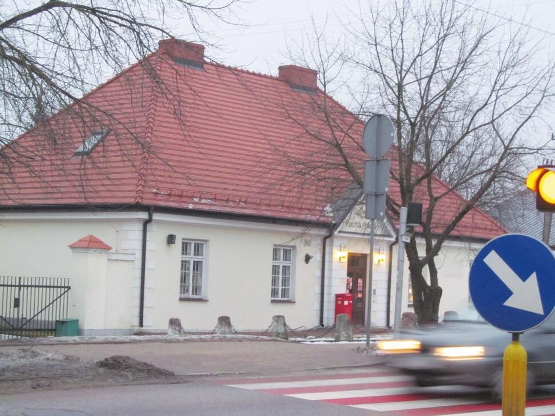 JABŁONNA. Poczta ma problem? JABŁONNA. Poczta ma problem?