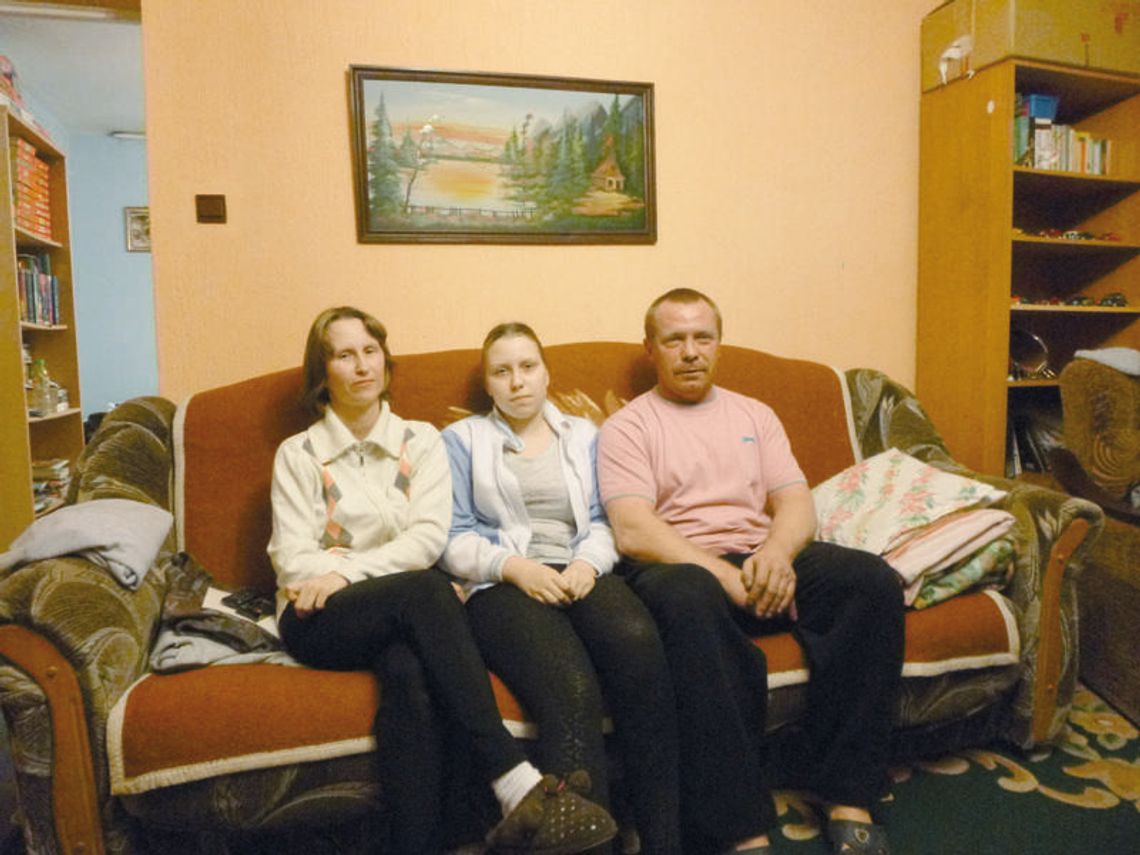 JABŁONNA. Rodzice na bruk, córka do domu dziecka? JABŁONNA. Rodzice na bruk, córka do domu dziecka?