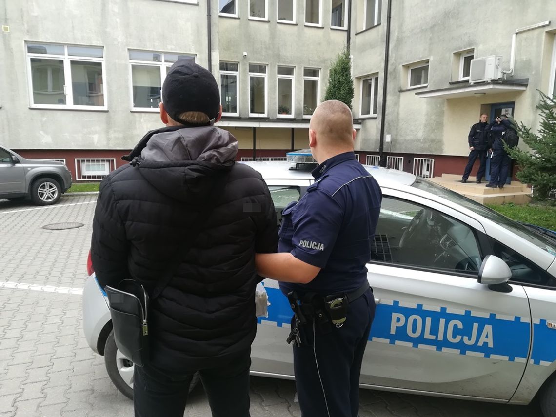 JABŁONNA. W lodówce trzymał narkotyki JABŁONNA. W lodówce trzymał narkotyki