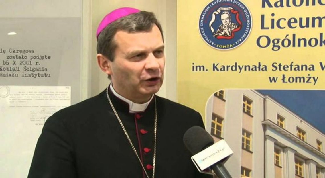 KRAJ. Bp. Bronakowski: Festyny samorządowe bez alkoholu KRAJ. Bp. Bronakowski: Festyny samorządowe bez alkoholu