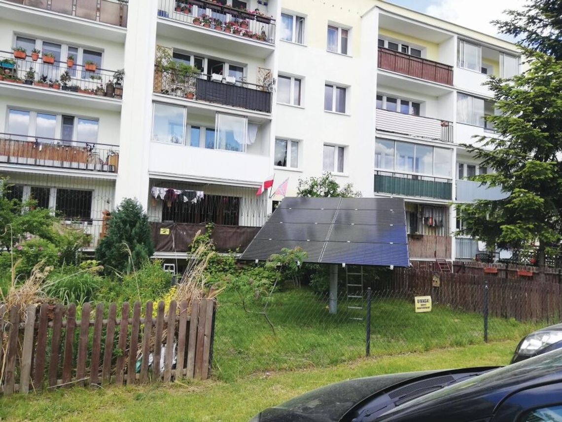 LEGIONOWO. Awantura o fotowoltaikę w ogródku LEGIONOWO. Awantura o fotowoltaikę w ogródku