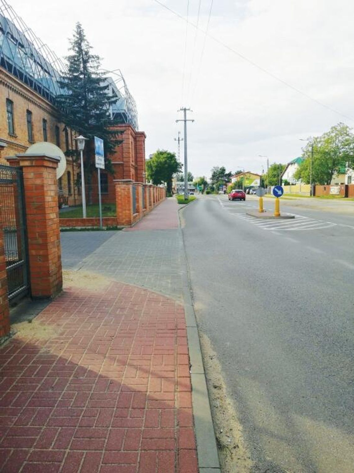 LEGIONOWO. Bariery na Strużańskiej - dla bezpieczeństwa