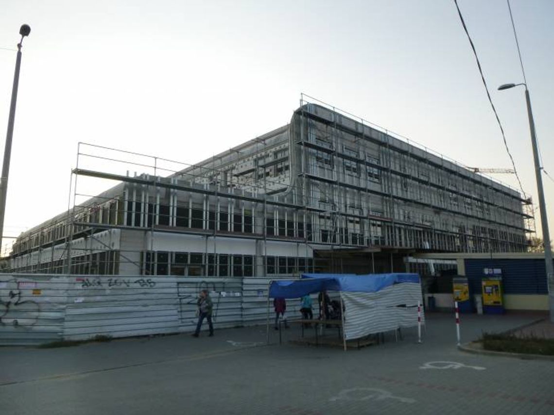 LEGIONOWO. Ćwierć miliona za umeblowanie dworca LEGIONOWO. Ćwierć miliona za umeblowanie dworca