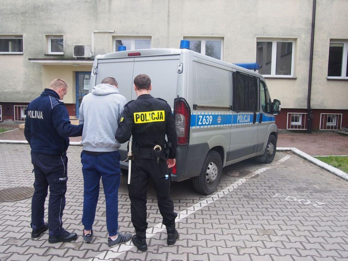 LEGIONOWO. Dokonał rozboju, grozi mu do 12 lat więzienia LEGIONOWO. Dokonał rozboju, grozi mu do 12 lat więzienia
