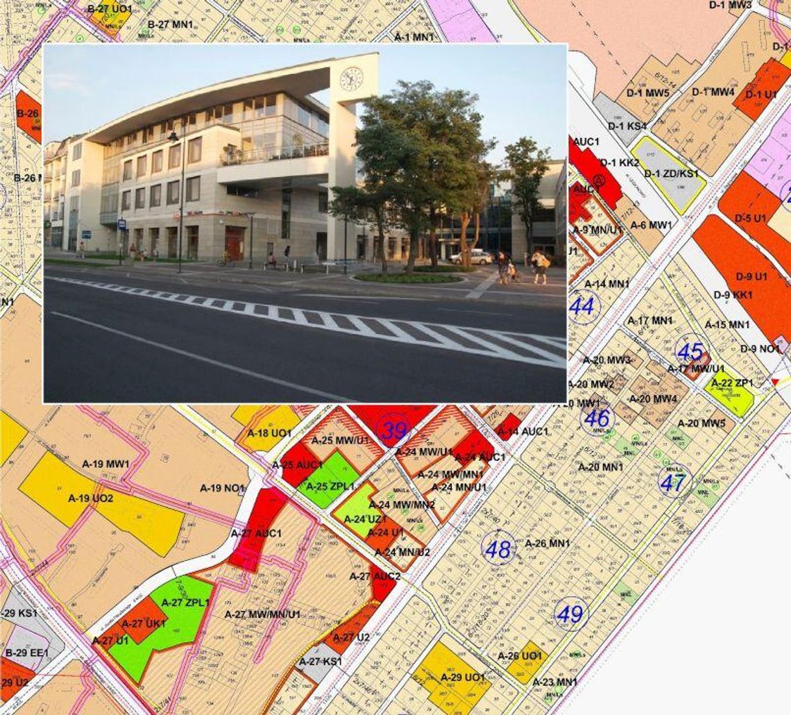 LEGIONOWO. Dziesięć tysięcy metrów w centrum