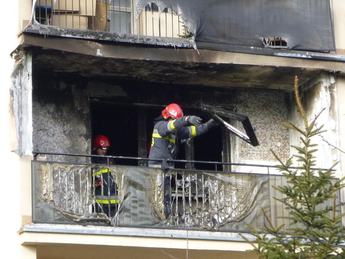 LEGIONOWO. Groźny pożar na balkonie LEGIONOWO. Groźny pożar na balkonie