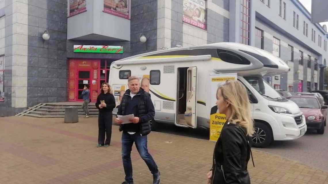 LEGIONOWO. Kamper Polska 2050 w Legionowie promuje swojego kandydata - Bogdana Kiełbasińskiego