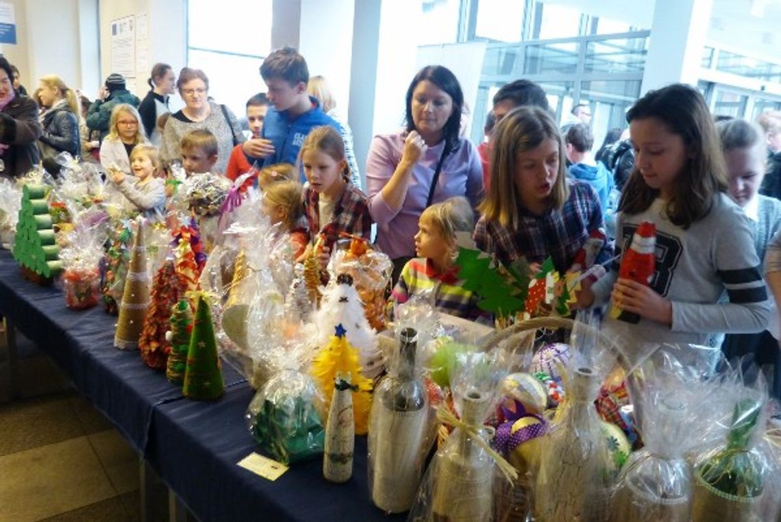 LEGIONOWO. Kolędowanie z fundacją „Promień Słońca”