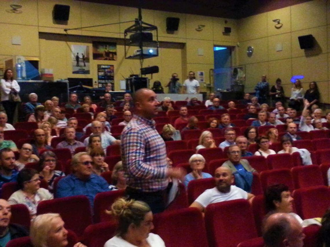 LEGIONOWO. Ludzie swoje, władza swoje... LEGIONOWO. Ludzie swoje, władza swoje...