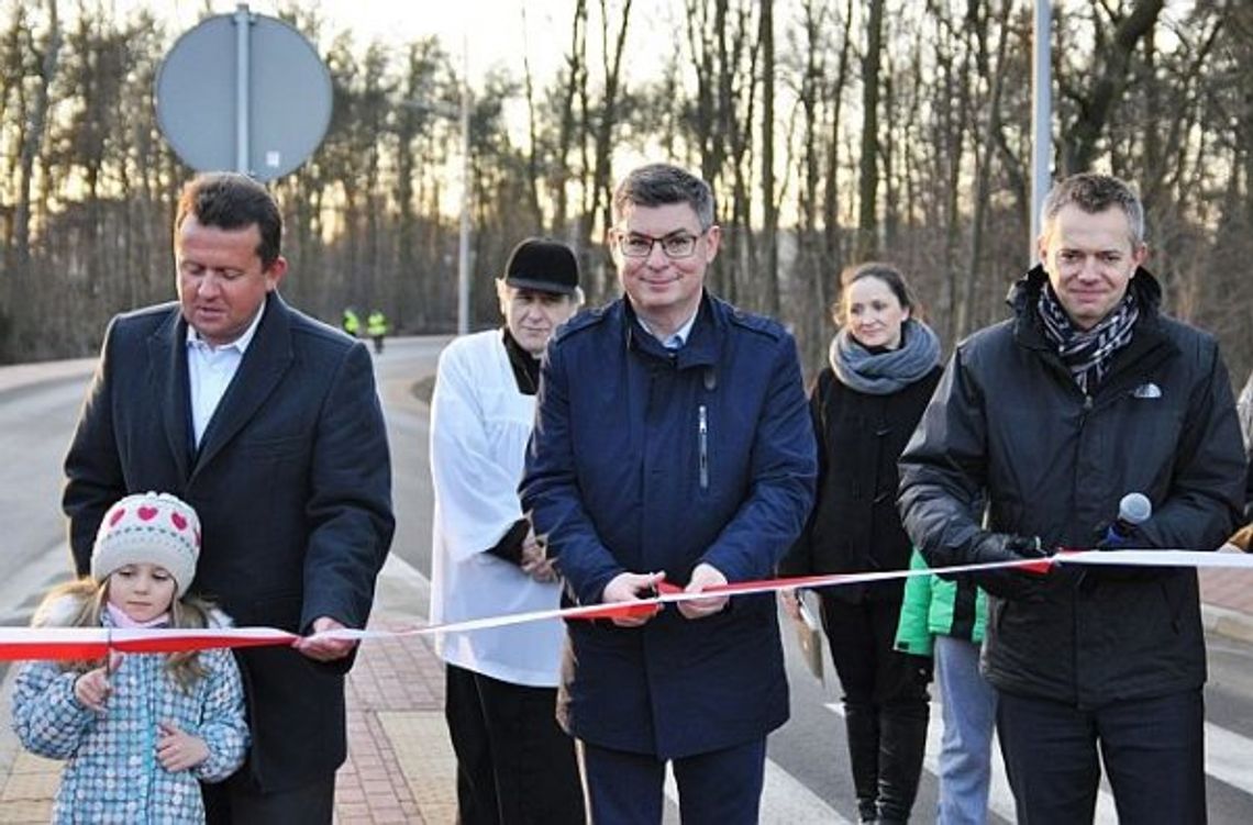 LEGIONOWO. Mikołajkowe otwarcie Nowo-Barskiej LEGIONOWO. Mikołajkowe otwarcie Nowo-Barskiej