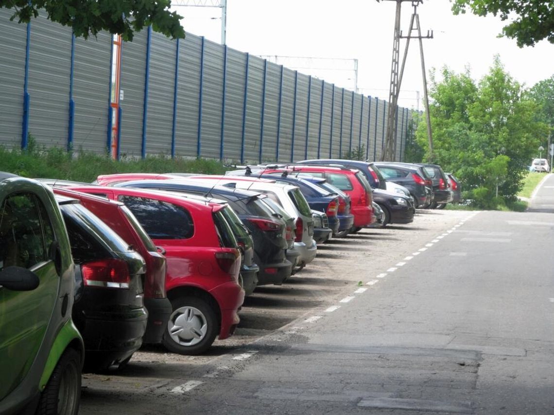 LEGIONOWO. Na Przystanku nadal tłok LEGIONOWO. Na Przystanku nadal tłok