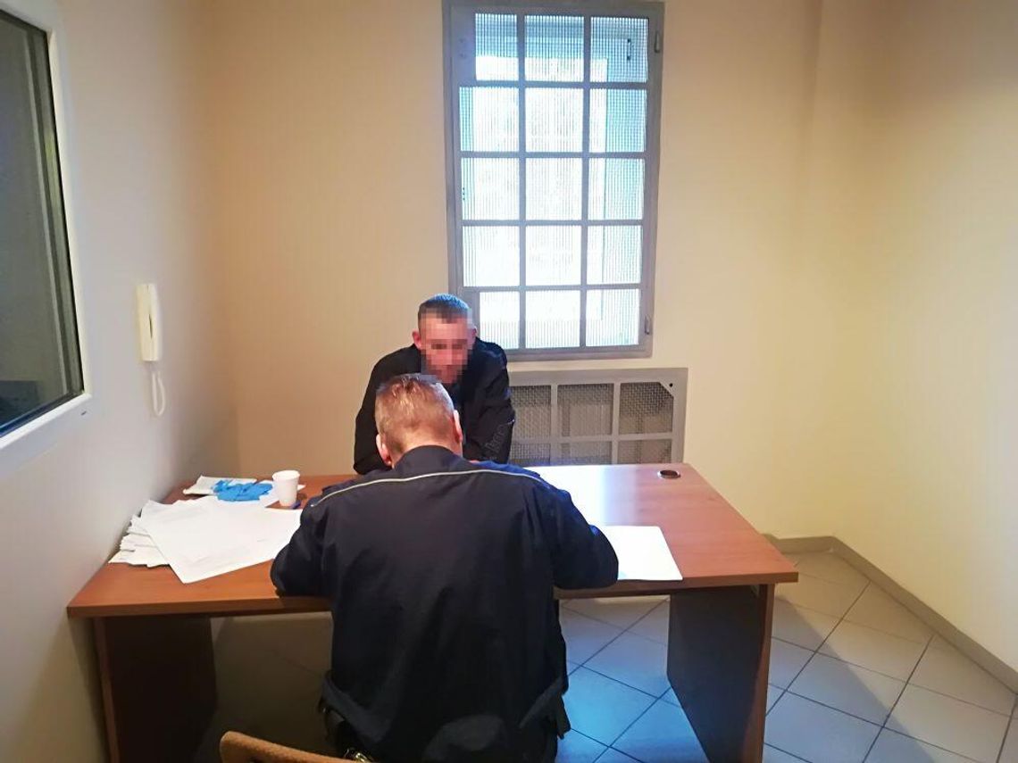 LEGIONOWO. Nietrzeźwy obraził policjantów LEGIONOWO. Nietrzeźwy obraził policjantów