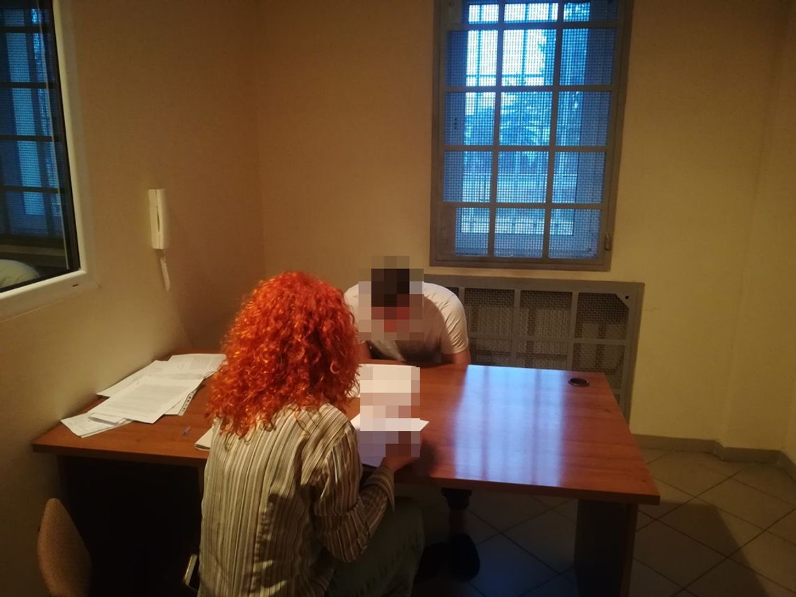 LEGIONOWO. Niewdzięczny bezdomny terroryzował swoją wybawicielkę LEGIONOWO. Niewdzięczny bezdomny terroryzował swoją wybawicielkę
