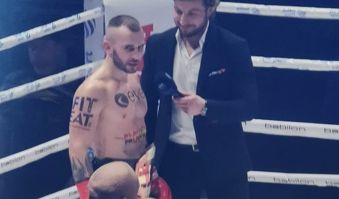 LEGIONOWO/NOWY DWÓR MAZ. Jan "Iron" Lodzik mistrzem gali Babilon w formule K-1