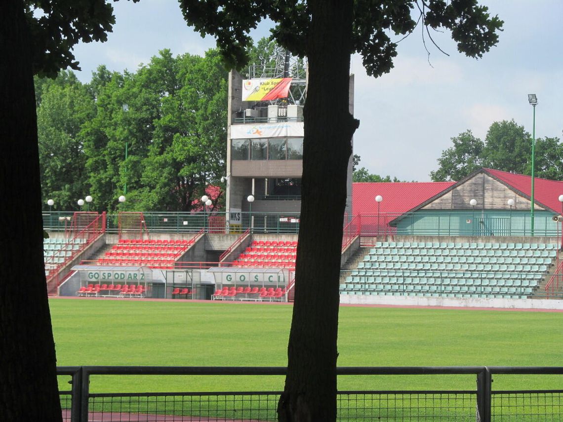 LEGIONOWO. Oddali działkę żonie “księdza Mateusza”?