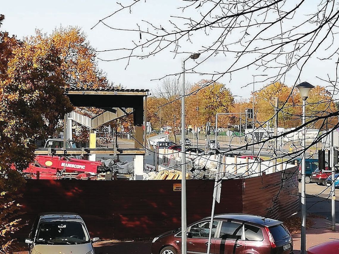 LEGIONOWO. Ostatnie dni blaszaka. Zmiany w krajobrazie przy sądzie LEGIONOWO. Ostatnie dni blaszaka. Zmiany w krajobrazie przy sądzie