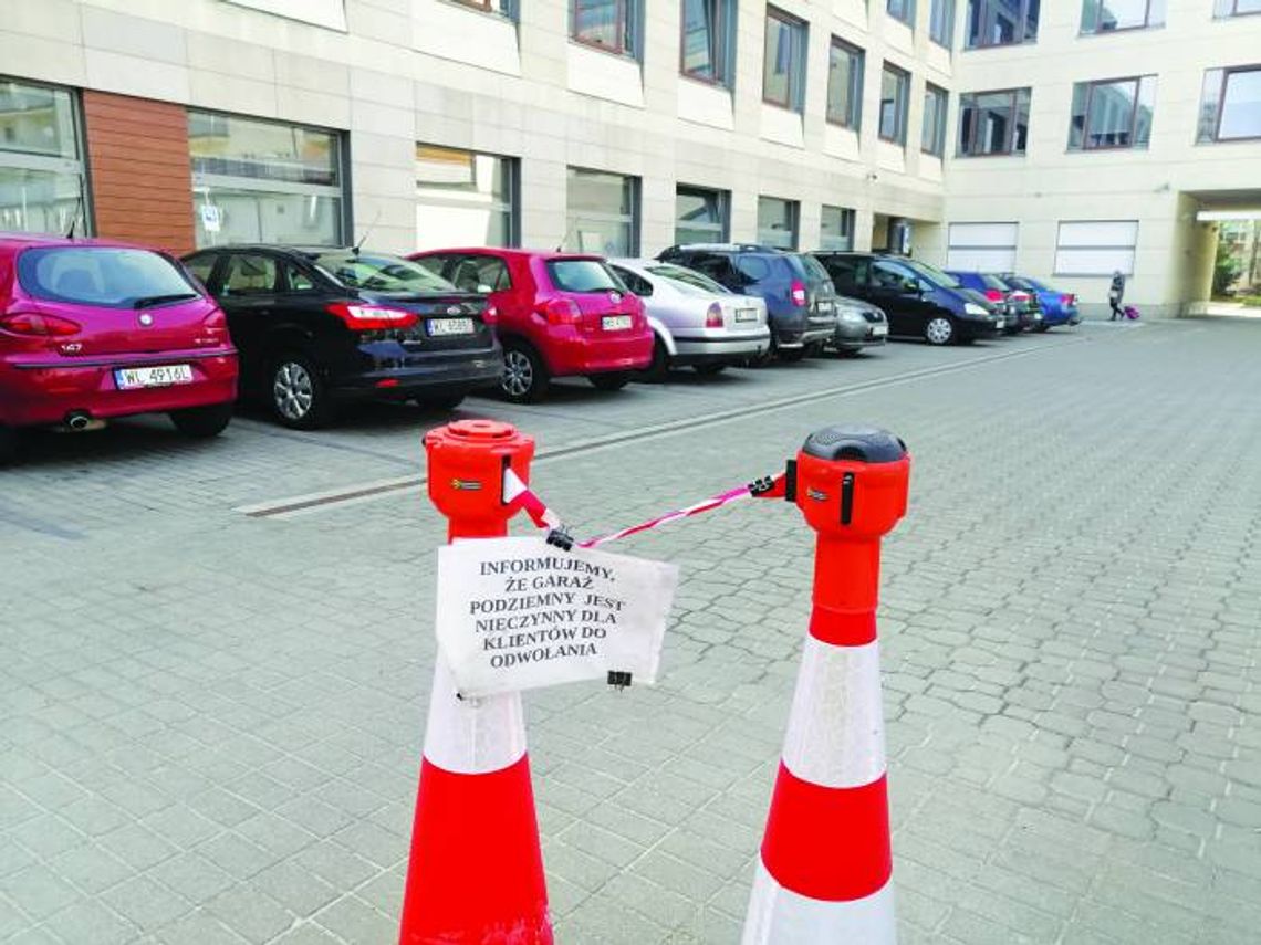 LEGIONOWO. Pandemii nie ma, a parking zamknięty LEGIONOWO. Pandemii nie ma, a parking zamknięty