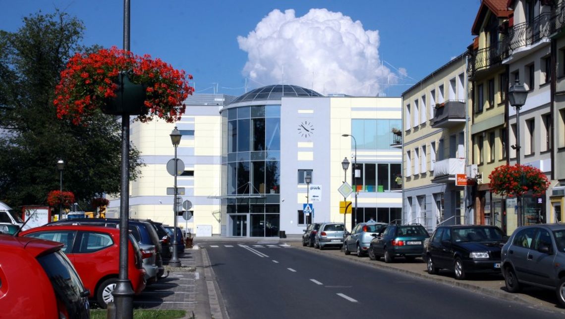 LEGIONOWO. PEC i KZB wydzierżawiły Centrum Komunikacyjne