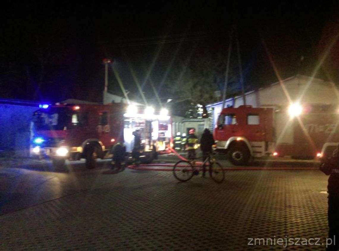 LEGIONOWO. Płonie stary ratusz - nowa siedziba KZB LEGIONOWO. Płonie stary ratusz - nowa siedziba KZB